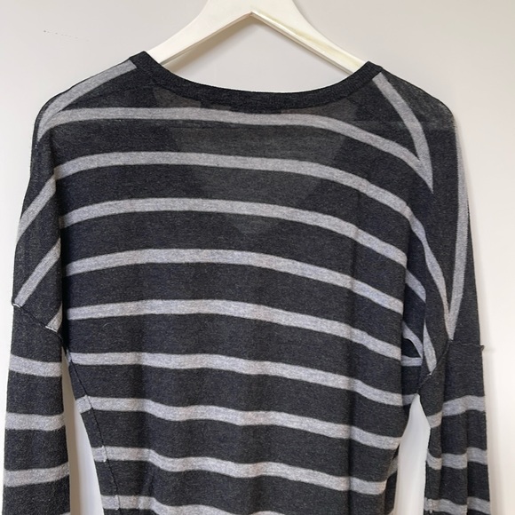 VINCE V-NECK KNIT TUNIC SWEATER in Light Gray and Charcoal Stripe - Picture 6 of 8